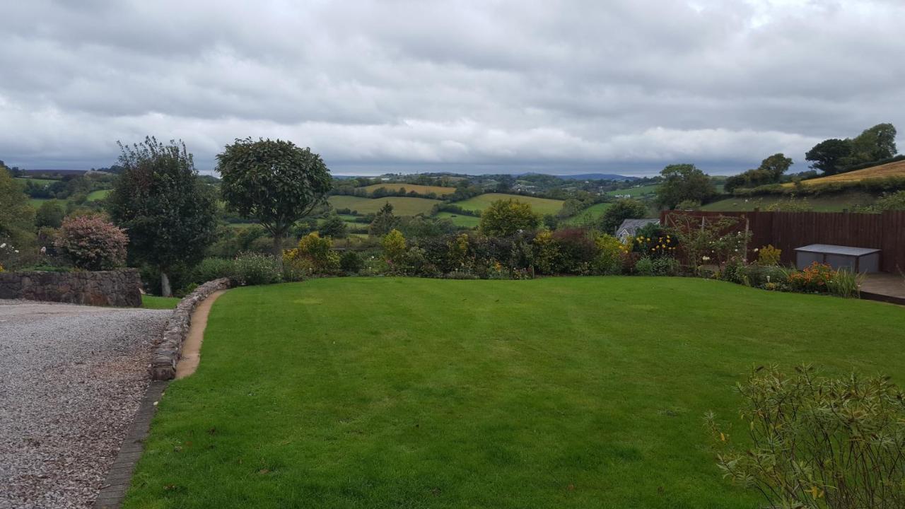Immaculate 1-Bed Lodge Newton Abbot Torquay Kingskerswell ภายนอก รูปภาพ
